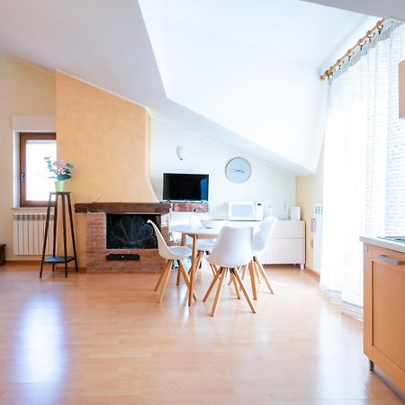 Apartamento La Mansarda Castel Di Sangro Exterior foto